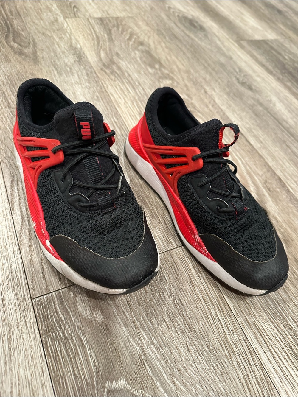 Puma Kids Black and Red Lightweight Sneakers
